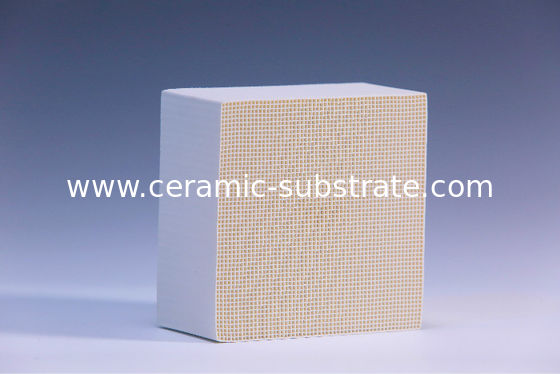 Αγορά Υπόστρωμα κυψελωτών καταλυτικών μετατροπέων Ποε άσπρο και κυψελοειδές online manufacture